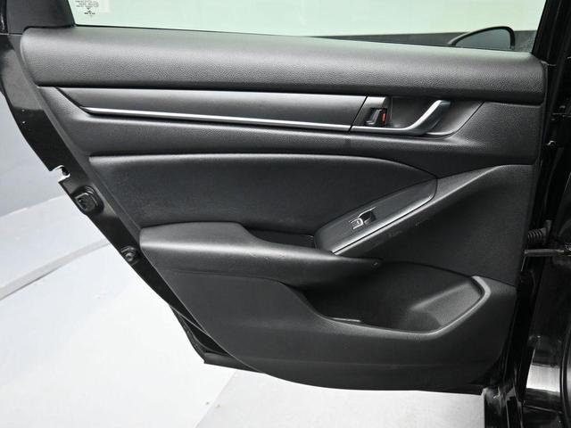 Photo of 2021 Crystal Black Pearl Honda Accord
