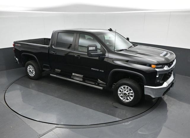 Photo of 2022 Black Chevrolet Silverado 2500