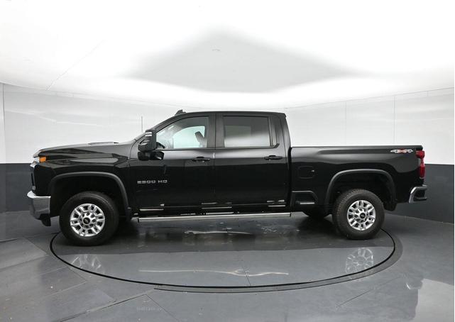 Photo of 2022 Black Chevrolet Silverado 2500