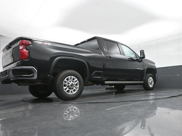 Photo of 2022 Black Chevrolet Silverado 2500