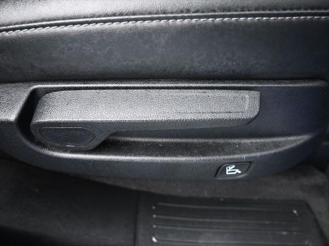 Photo of 2022 Sapphire Blue Kia Sorento