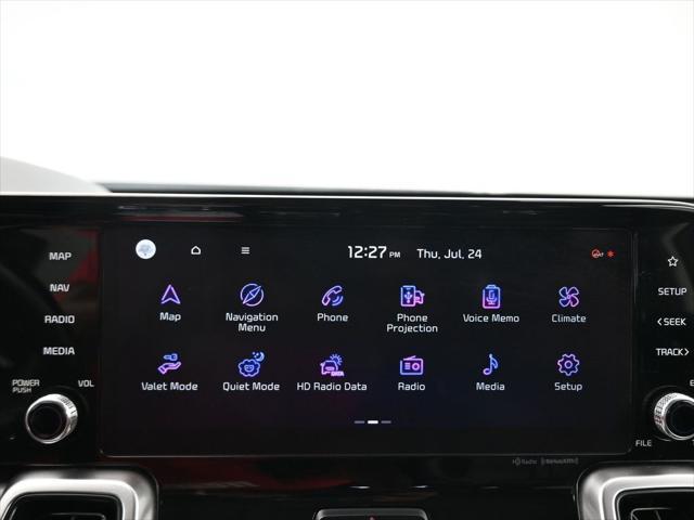 Photo of 2022 Sapphire Blue Kia Sorento