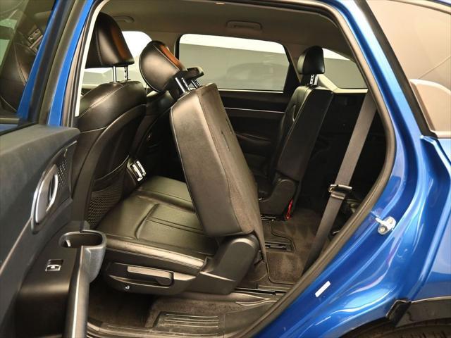 Photo of 2022 Sapphire Blue Kia Sorento