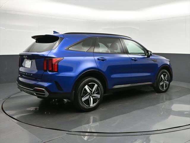 Photo of 2022 Sapphire Blue Kia Sorento