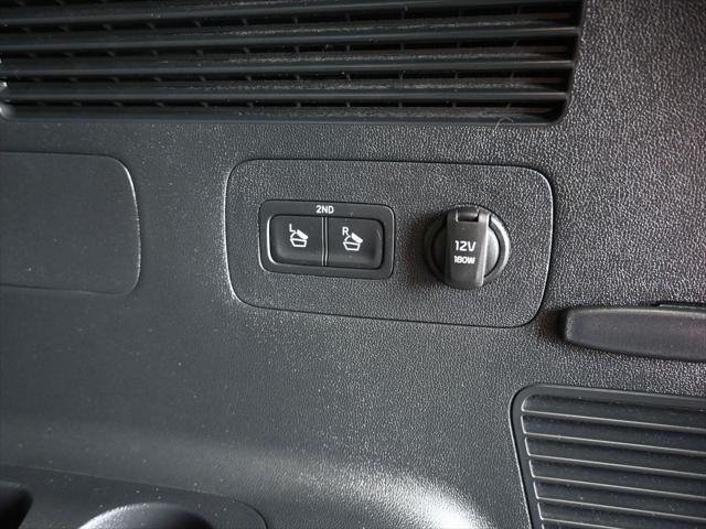 Photo of 2022 Sapphire Blue Kia Sorento