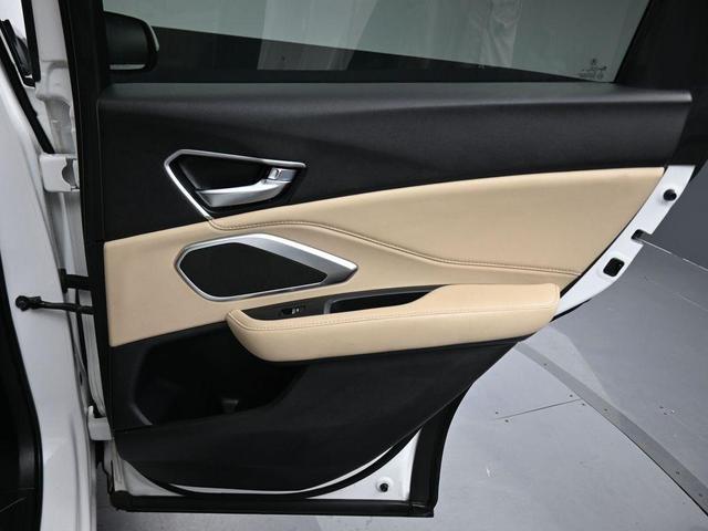 Photo of 2020 Platinum White Pearl Acura RDX