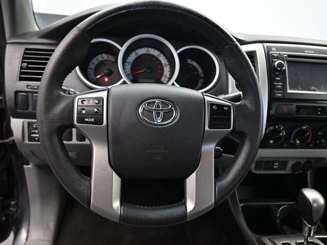 Photo of 2013 Magnetic Gray Metallic Toyota Tacoma