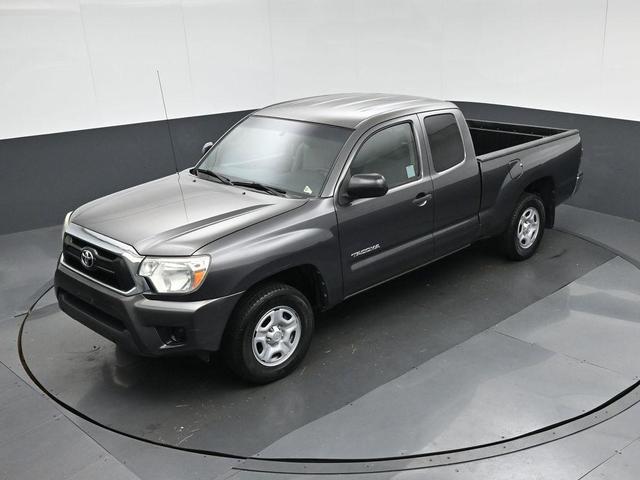 Photo of 2013 Magnetic Gray Metallic Toyota Tacoma