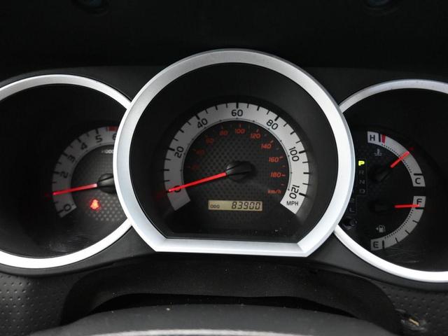 Photo of 2013 Magnetic Gray Metallic Toyota Tacoma