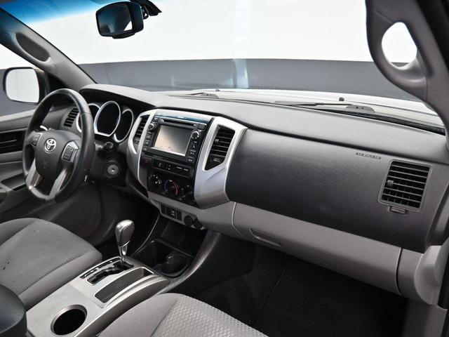Photo of 2013 Magnetic Gray Metallic Toyota Tacoma