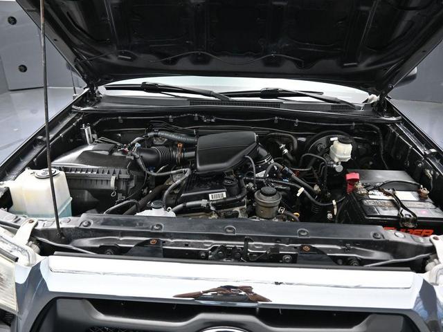 Photo of 2013 Magnetic Gray Metallic Toyota Tacoma