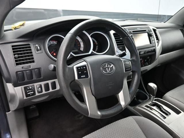 Photo of 2013 Magnetic Gray Metallic Toyota Tacoma