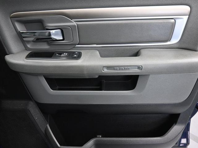 Photo of 2013 True Blue Pearlcoat RAM 2500