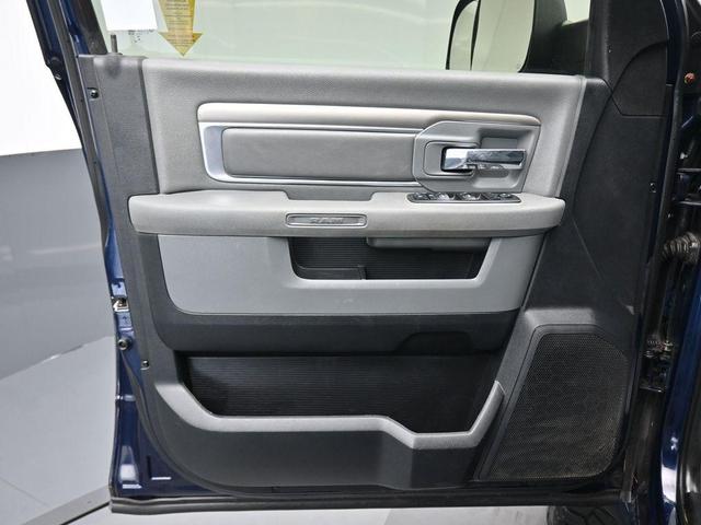 Photo of 2013 True Blue Pearlcoat RAM 2500