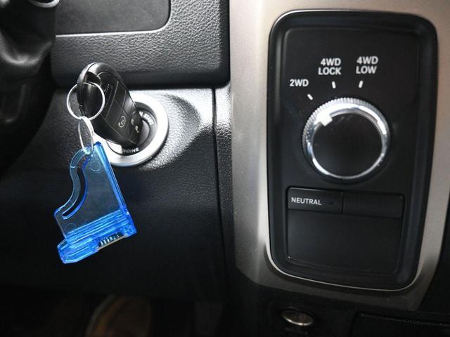 Photo of 2013 True Blue Pearlcoat RAM 2500