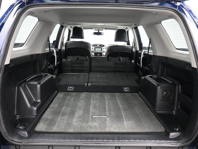 Photo of 2018 Nautical Blue Metallic Toyota 4Runner