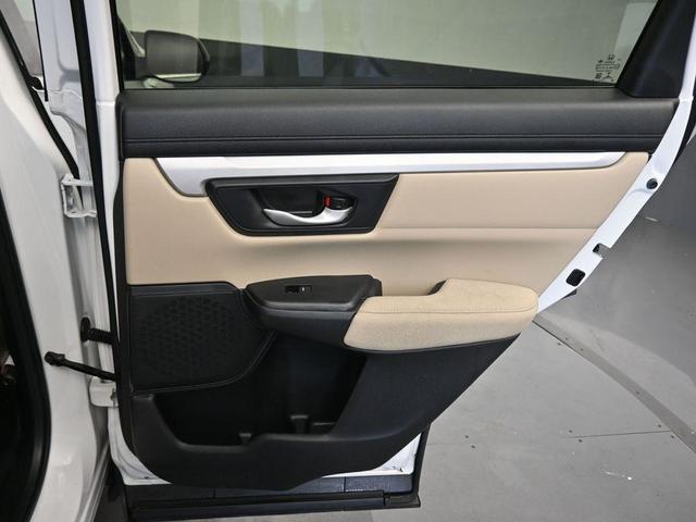 Photo of 2019 Platinum White Pearl Honda CR-V