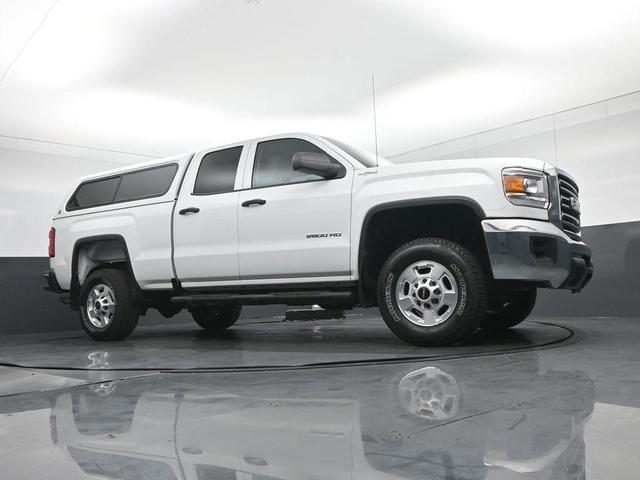 Photo of 2018 Summit White GMC Sierra 2500