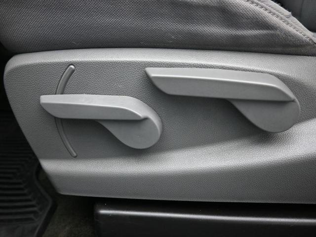Photo of 2018 Summit White GMC Sierra 2500