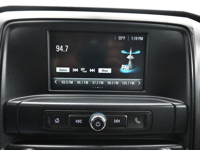 Photo of 2018 Summit White GMC Sierra 2500