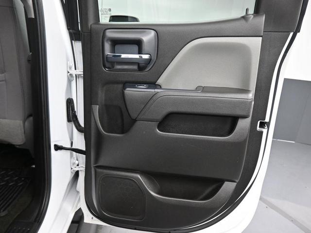 Photo of 2018 Summit White GMC Sierra 2500