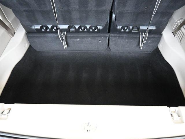 Photo of 2022 Brilliant Black Crystal Pearlcoat Chrysler Pacifica