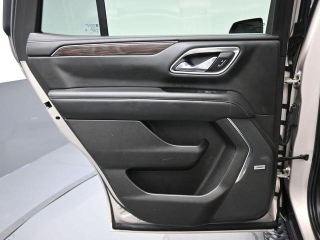 Photo of 2021 Empire Beige Metallic Chevrolet Tahoe