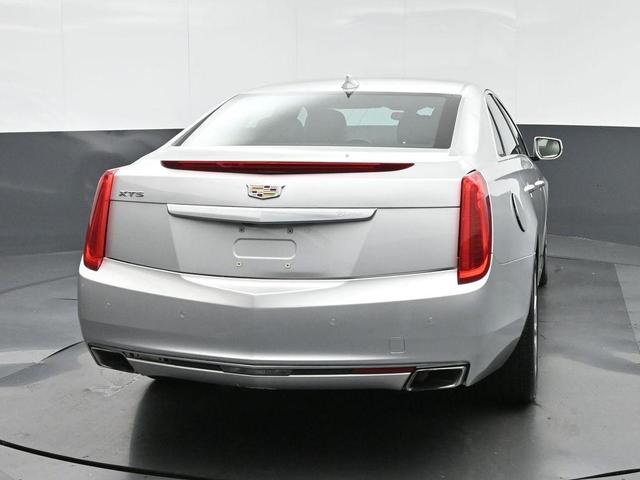 Photo of 2017 Radiant Silver Metallic Cadillac XTS