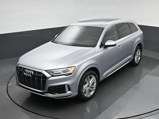Photo of 2022 Silver Metallic Audi Q7