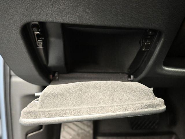 Photo of 2022 Silver Metallic Audi Q7