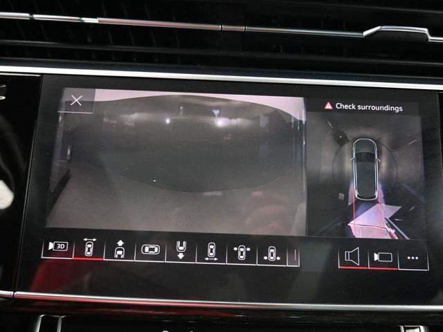 Photo of 2022 Silver Metallic Audi Q7