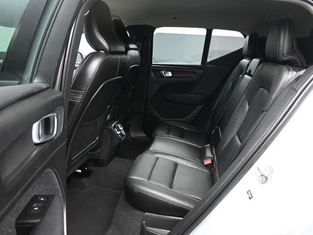 Photo of 2021 Thunder Grey Metallic Volvo XC40