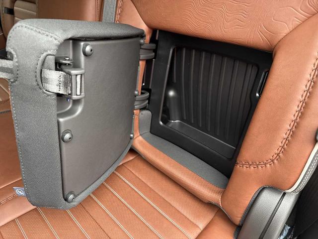 Photo of 2025 Onyx Black GMC Sierra 1500