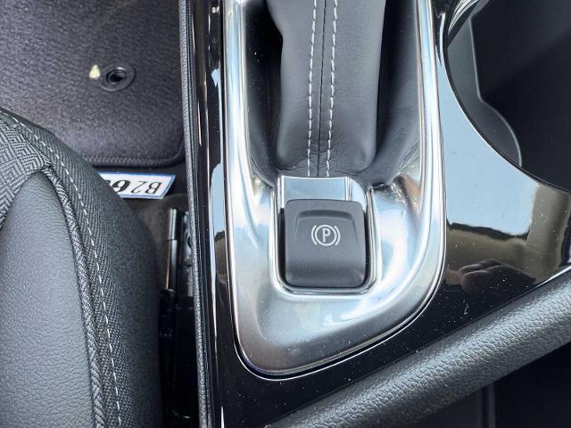 Photo of 2026 Summit White Buick Encore GX