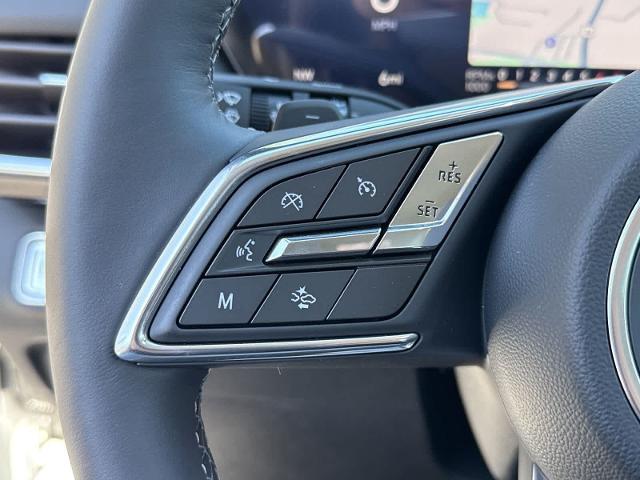 Photo of 2025 Summit White Buick Envision