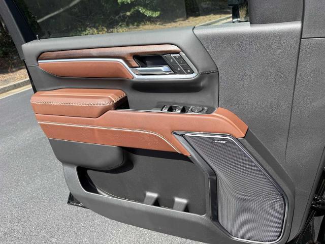 Photo of 2026 Onyx Black GMC Sierra 2500