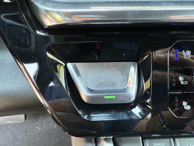 Photo of 2026 Onyx Black GMC Sierra 2500