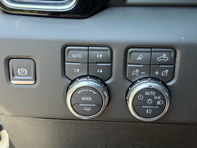 Photo of 2026 Onyx Black GMC Sierra 2500