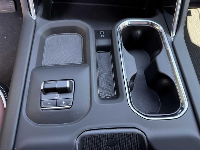 Photo of 2026 Onyx Black GMC Sierra 2500