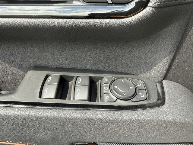 Photo of 2025 Sterling Metallic GMC Sierra 2500