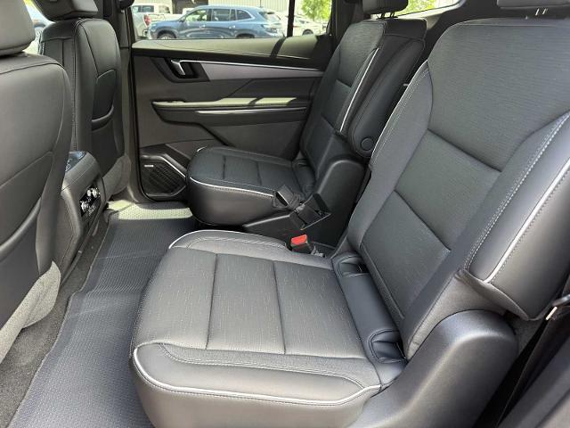 Photo of 2025 Summit White Buick Enclave