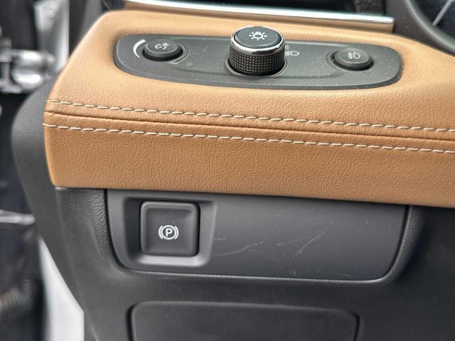 Photo of 2019 Quicksilver Metallic Buick LaCrosse
