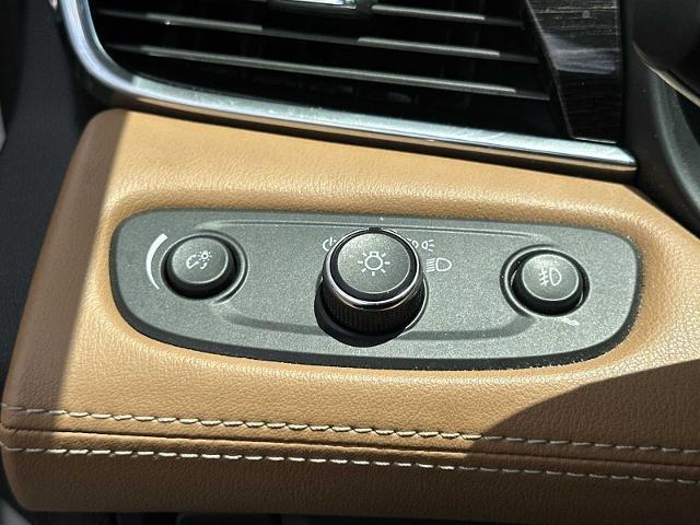 Photo of 2019 Quicksilver Metallic Buick LaCrosse