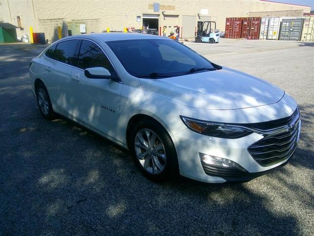 Photo of 2019 WHITE Chevrolet Malibu