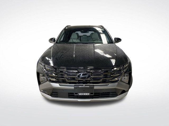 Photo of 2025 Phantom Black Hyundai TUCSON