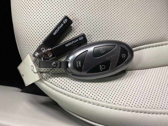 Photo of 2025 Phantom Black Hyundai TUCSON