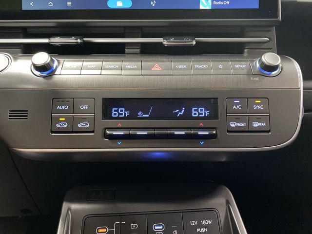 Photo of 2025 Ecotronic Gray Pearl Hyundai KONA