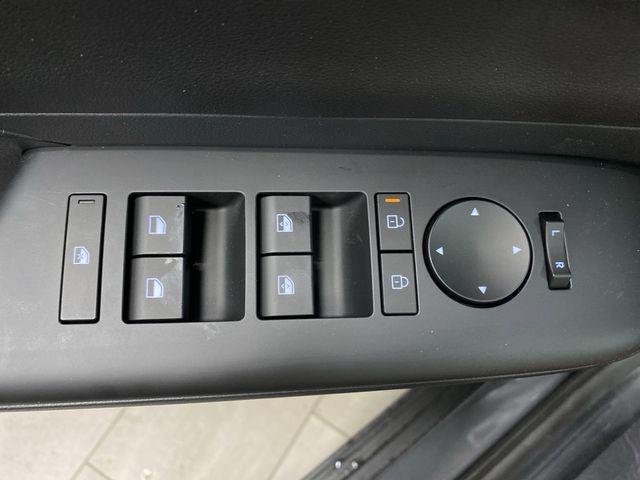 Photo of 2025 Ecotronic Gray Pearl Hyundai KONA