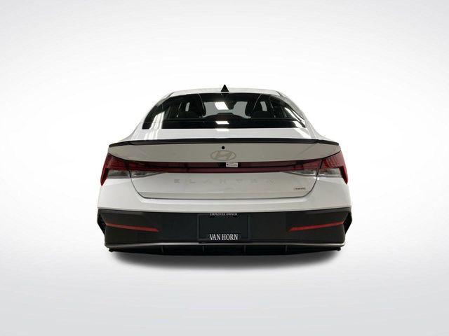 Photo of 2025 Serenity White Hyundai ELANTRA