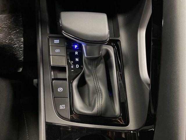 Photo of 2025 Serenity White Hyundai ELANTRA